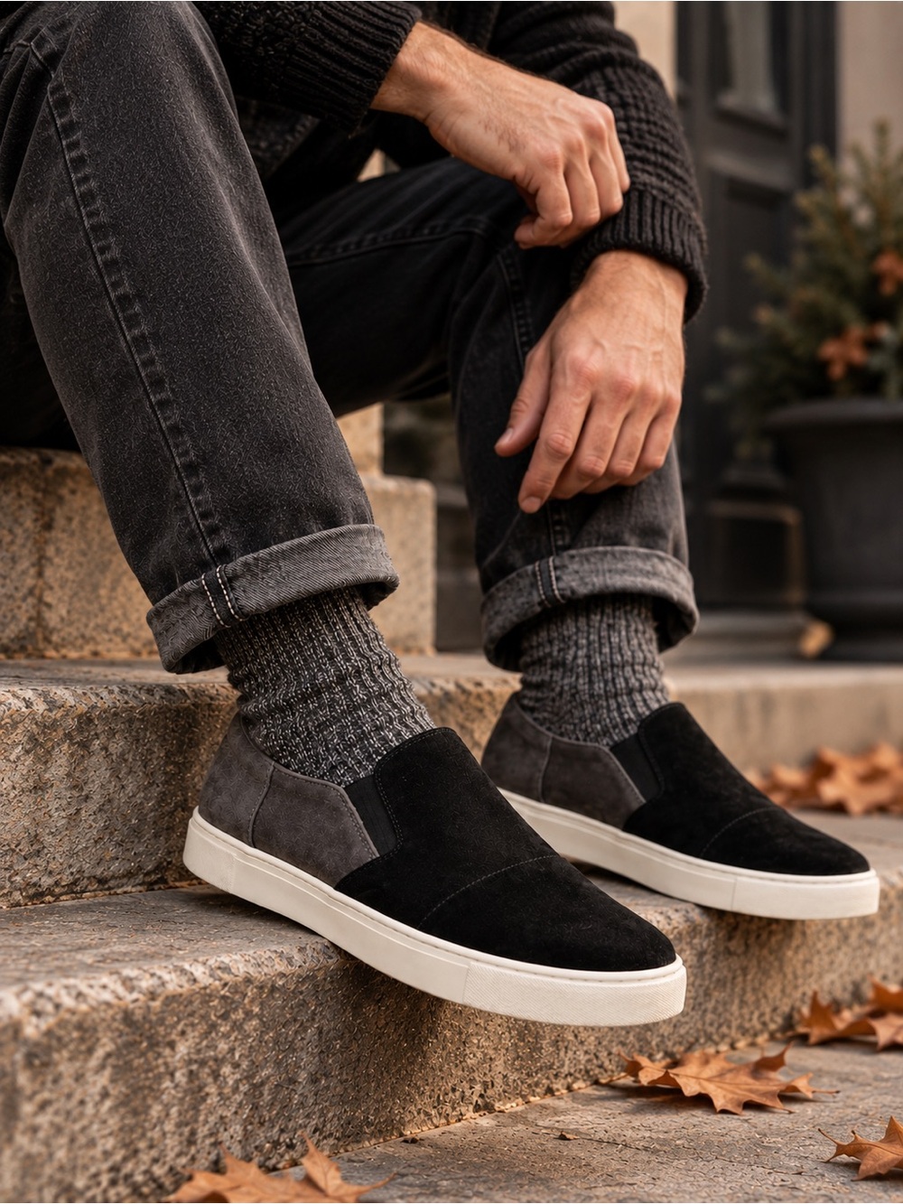 Frye Men’s Suede Slip-On Sneakers Size 9 | Black Grey Leather Suede